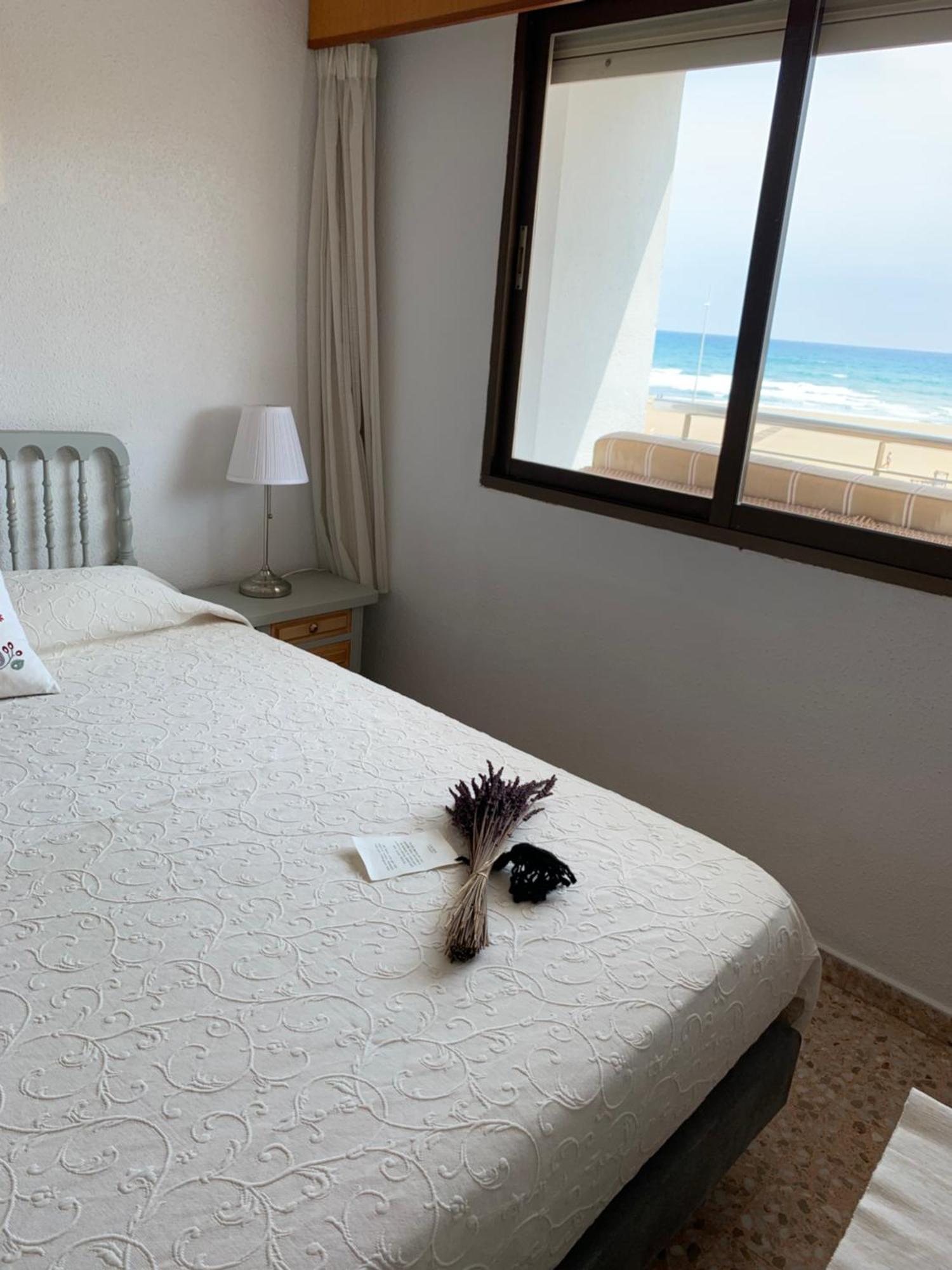 Con vistas al Mediterráneo Playa de Gandía Exterior foto
